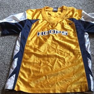 Short sleeve Nike jersey